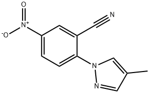 2-(4-methyl-1H-pyrazol-1-yl)-5-nitrobenzonitrile Struktur