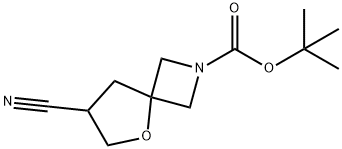 Tert-Butyl 7-Cyano-5-Oxa-2-Azaspiro[3.4]Octane-2-Carboxylate Struktur