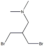 3-bromo-2-(bromomethyl)-N,N-dimethylpropan-1-amine Struktur