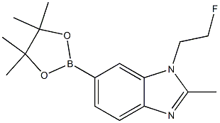 1-(2-fluoroethyl)-2-methyl-6-(4,4,5,5-tetramethyl-1,3,2-dioxaborolan-2-yl)-1H-benzo[d]imidazole Struktur