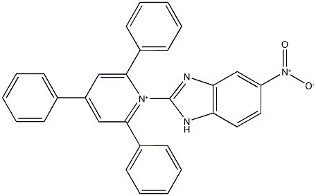 1-(5-nitro-1H-benzimidazol-2-yl)-2,4,6-triphenylpyridinium Struktur