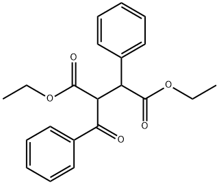 diethyl 2-benzoyl-3-phenylsuccinate Struktur