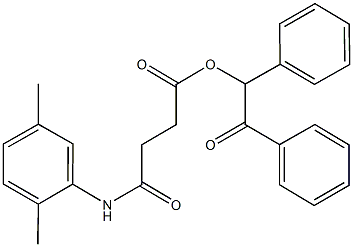 2-oxo-1,2-diphenylethyl 4-(2,5-dimethylanilino)-4-oxobutanoate Struktur