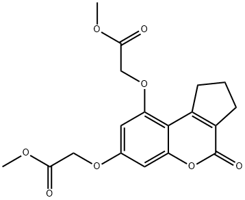 methyl 2-[[9-(2-methoxy-2-oxoethoxy)-4-oxo-2,3-dihydro-1H-cyclopenta[c]chromen-7-yl]oxy]acetate Struktur