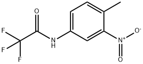 2,2,2-trifluoro-N-(4-methyl-3-nitrophenyl)acetamide Struktur