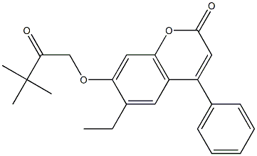 7-(3,3-dimethyl-2-oxobutoxy)-6-ethyl-4-phenylchromen-2-one Struktur