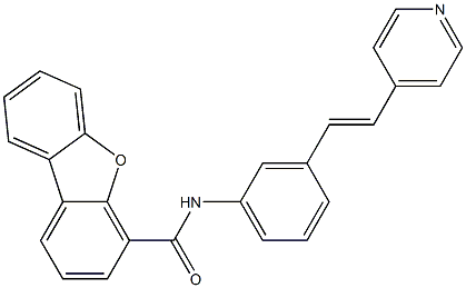 N-[3-[(E)-2-pyridin-4-ylethenyl]phenyl]dibenzofuran-4-carboxamide Struktur