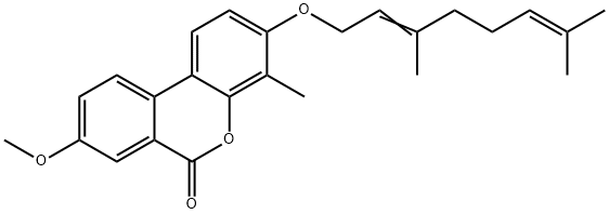 3-[(2E)-3,7-dimethylocta-2,6-dienoxy]-8-methoxy-4-methylbenzo[c]chromen-6-one Struktur