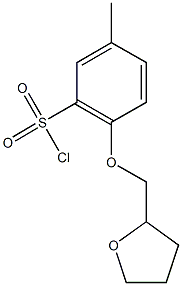 5-methyl-2-(oxolan-2-ylmethoxy)benzene-1-sulfonyl chloride Struktur