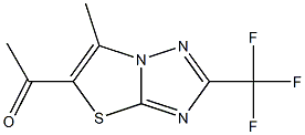 1-[6-methyl-2-(trifluoromethyl)[1,2,4]triazolo[5,1-b][1,3]thiazol-5-yl]ethan-1-one Struktur