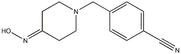 4-{[4-(hydroxyimino)piperidin-1-yl]methyl}benzonitrile Struktur