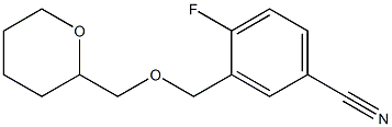 4-fluoro-3-[(tetrahydro-2H-pyran-2-ylmethoxy)methyl]benzonitrile Struktur