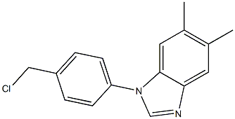 1-[4-(chloromethyl)phenyl]-5,6-dimethyl-1H-1,3-benzodiazole Struktur