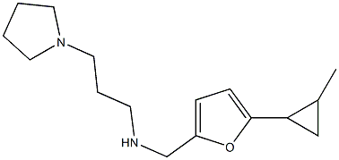 {[5-(2-methylcyclopropyl)furan-2-yl]methyl}[3-(pyrrolidin-1-yl)propyl]amine Struktur