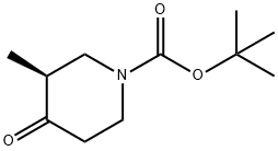 tert-butyl (S)-3-methyl-4-oxopiperidine-1-carboxylate Struktur