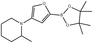 4-(2-Methylpiperidin-1-yl)furan-2-boronic acid pinacol ester Struktur