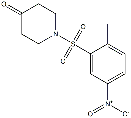 1-[(2-methyl-5-nitrobenzene)sulfonyl]piperidin-4-one Struktur