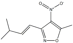 5-methyl-3-[(1E)-3-methylbut-1-enyl]-4-nitroisoxazole Struktur