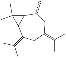 8,8-dimethyl-4,6-dipropan-2-ylidene-bicyclo[5.1.0]octan-2-one Struktur