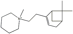 1-Methyl-1-[2-(6,6-dimethylbicyclo[3.1.1]hept-2-en-2-yl)ethyl]piperidinium Struktur