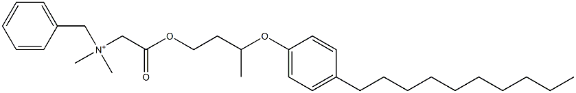 N,N-Dimethyl-N-benzyl-N-[[[3-(4-decylphenyloxy)butyl]oxycarbonyl]methyl]aminium Struktur