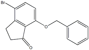 7-(benzyloxy)-4-bromo-2,3-dihydroinden-1-one Struktur