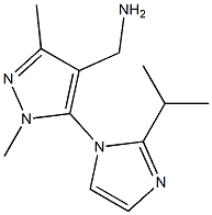 {1,3-dimethyl-5-[2-(propan-2-yl)-1H-imidazol-1-yl]-1H-pyrazol-4-yl}methanamine Struktur