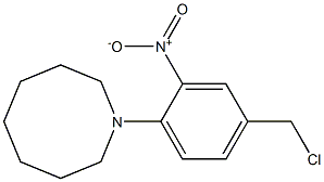 1-[4-(chloromethyl)-2-nitrophenyl]azocane Struktur