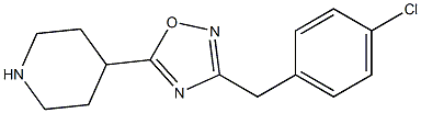 3-[(4-chlorophenyl)methyl]-5-(piperidin-4-yl)-1,2,4-oxadiazole Struktur