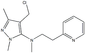 4-(chloromethyl)-N,1,3-trimethyl-N-[2-(pyridin-2-yl)ethyl]-1H-pyrazol-5-amine Struktur