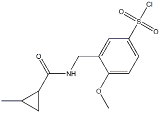 4-methoxy-3-{[(2-methylcyclopropyl)formamido]methyl}benzene-1-sulfonyl chloride Struktur