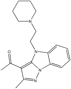 1-{2-methyl-4-[2-(1-piperidinyl)ethyl]-4H-pyrazolo[1,5-a]benzimidazol-3-yl}ethanone Struktur