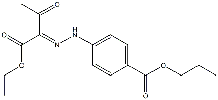 propyl 4-{2-[(E)-1-(ethoxycarbonyl)-2-oxopropylidene]hydrazino}benzoate Struktur