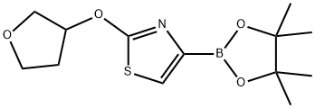 2-((tetrahydrofuran-3-yl)oxy)-4-(4,4,5,5-tetramethyl-1,3,2-dioxaborolan-2-yl)thiazole Struktur