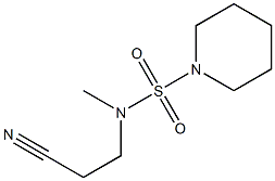 3-[methyl(piperidine-1-sulfonyl)amino]propanenitrile Struktur