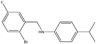 N-[(2-bromo-5-fluorophenyl)methyl]-4-(propan-2-yl)aniline Struktur