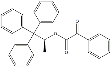 (-)-2-Phenylglyoxylic acid (S)-2,2,2-triphenyl-1-methylethyl ester Struktur