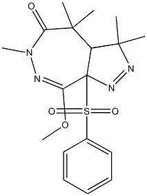 8-Methoxy-3,3,4,4,6-pentamethyl-8a-(phenylsulfonyl)-3,3a,4,8a-tetrahydropyrazolo[3,4-d][1,2]diazepin-5(6H)-one Struktur