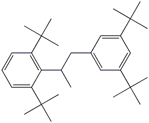 2-(2,6-Di-tert-butylphenyl)-1-(3,5-di-tert-butylphenyl)propane Struktur