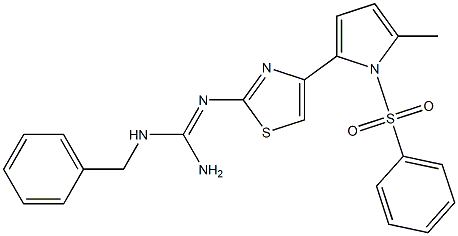 2-[[Amino(benzylamino)methylene]amino]-4-(1-phenylsulfonyl-2-methyl-1H-pyrrol-5-yl)thiazole Struktur