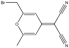 2-(2-(bromomethyl)-6-methyl-4H-pyran-4-ylidene)malononitrile Struktur