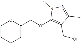 4-(chloromethyl)-1,3-dimethyl-5-(oxan-2-ylmethoxy)-1H-pyrazole Struktur