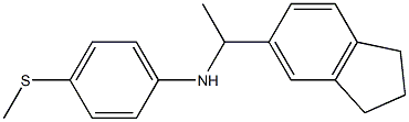 N-[1-(2,3-dihydro-1H-inden-5-yl)ethyl]-4-(methylsulfanyl)aniline Struktur