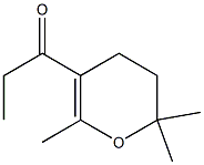 2,6,6-Trimethyl-3-(ethylcarbonyl)-5,6-dihydro-4H-pyran Struktur