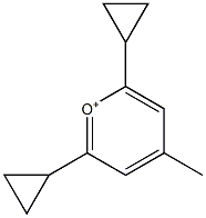 2,6-Dicyclopropyl-4-methylpyrylium Struktur