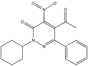 2-Cyclohexyl-4-nitro-5-acetyl-6-phenylpyridazin-3(2H)-one Struktur