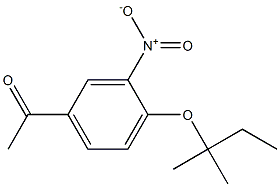 1-{4-[(2-methylbutan-2-yl)oxy]-3-nitrophenyl}ethan-1-one Struktur