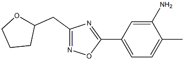 2-methyl-5-[3-(oxolan-2-ylmethyl)-1,2,4-oxadiazol-5-yl]aniline Struktur