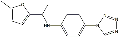 N-[1-(5-methylfuran-2-yl)ethyl]-4-(1H-1,2,3,4-tetrazol-1-yl)aniline Struktur