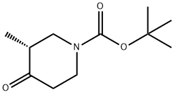 1-Piperidinecarboxylic acid, 3-methyl-4-oxo-, 1,1-dimethylethyl ester, (3R)- Struktur